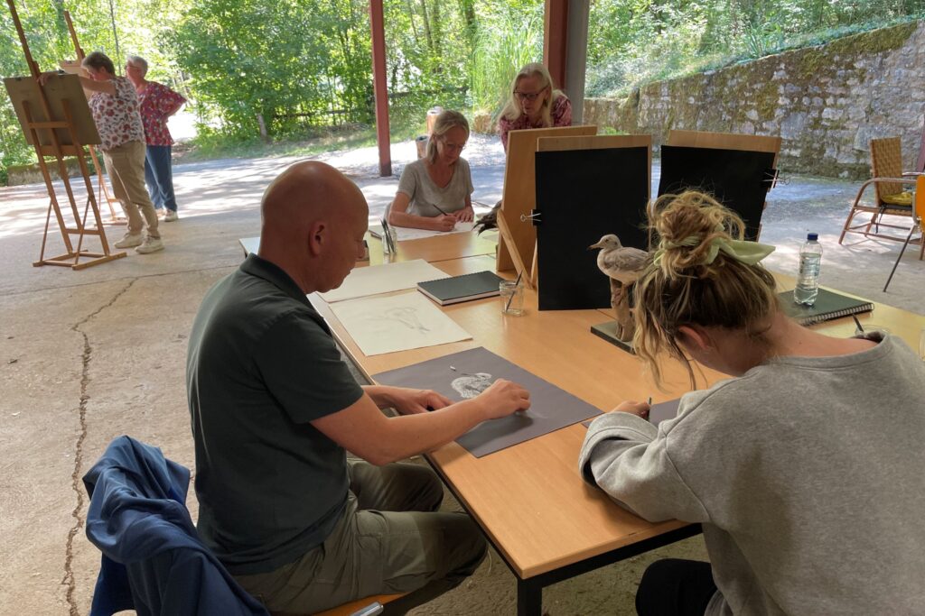 ruim-atelier-tijdens-schildervakantie-in-zuid-Frankrijk