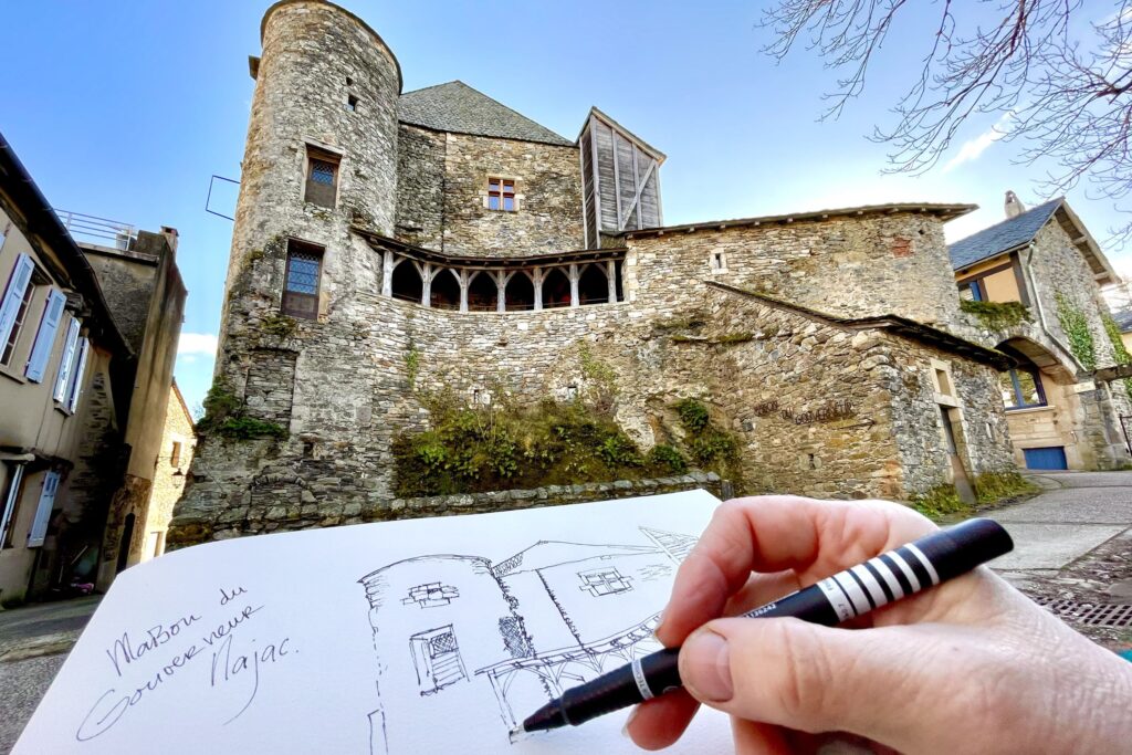 urban-sketching-maison-du-gouverneur-najac-pen