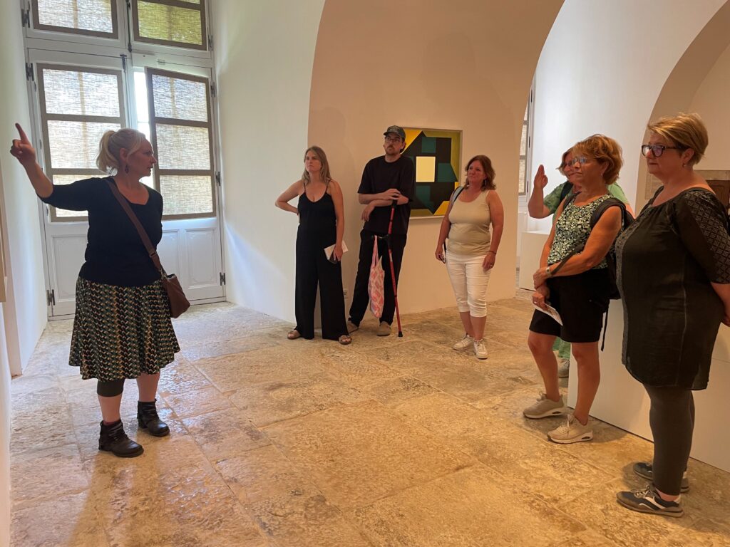 inspirerend museumbezoek tijdens atelierweek in Frankrijk